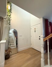 1 Metro Ln in Sacramento, CA - Building Photo - Building Photo