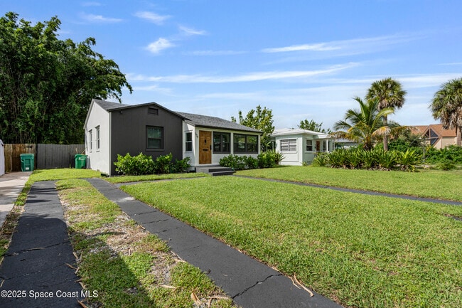 509 E Fee Ave in Melbourne, FL - Building Photo - Building Photo