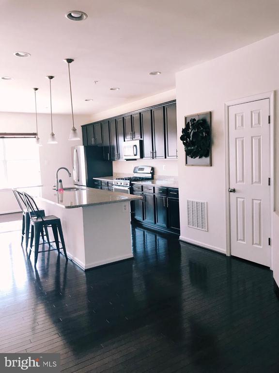 property at 7806 River Rock Way