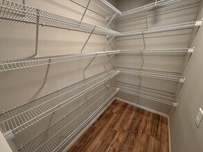 3665 Valley View Dr S in Fargo, ND - Building Photo - Building Photo