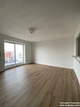 741 E 6th St, Unit 01 in Boston, MA - Building Photo - Building Photo