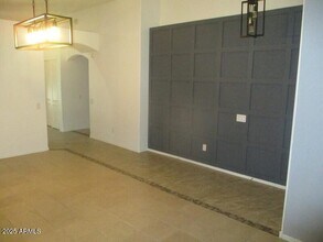 549 W Villa Maria Dr in Phoenix, AZ - Building Photo - Building Photo