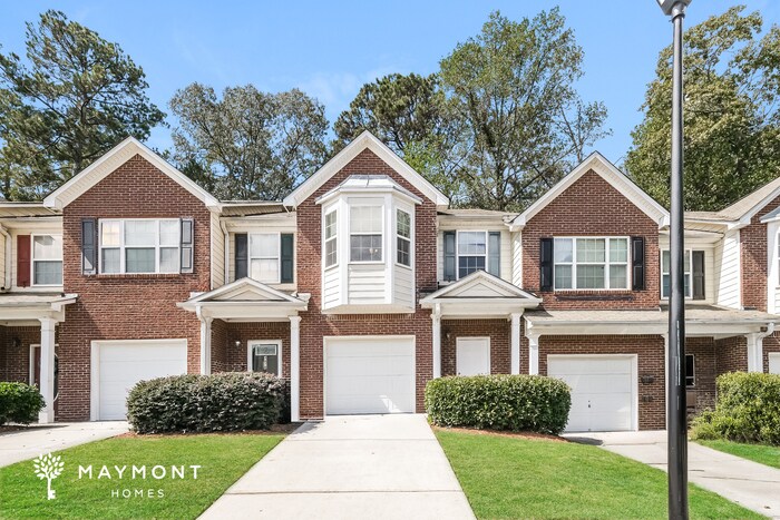 4880 W Park Cir in College Park, GA - Building Photo