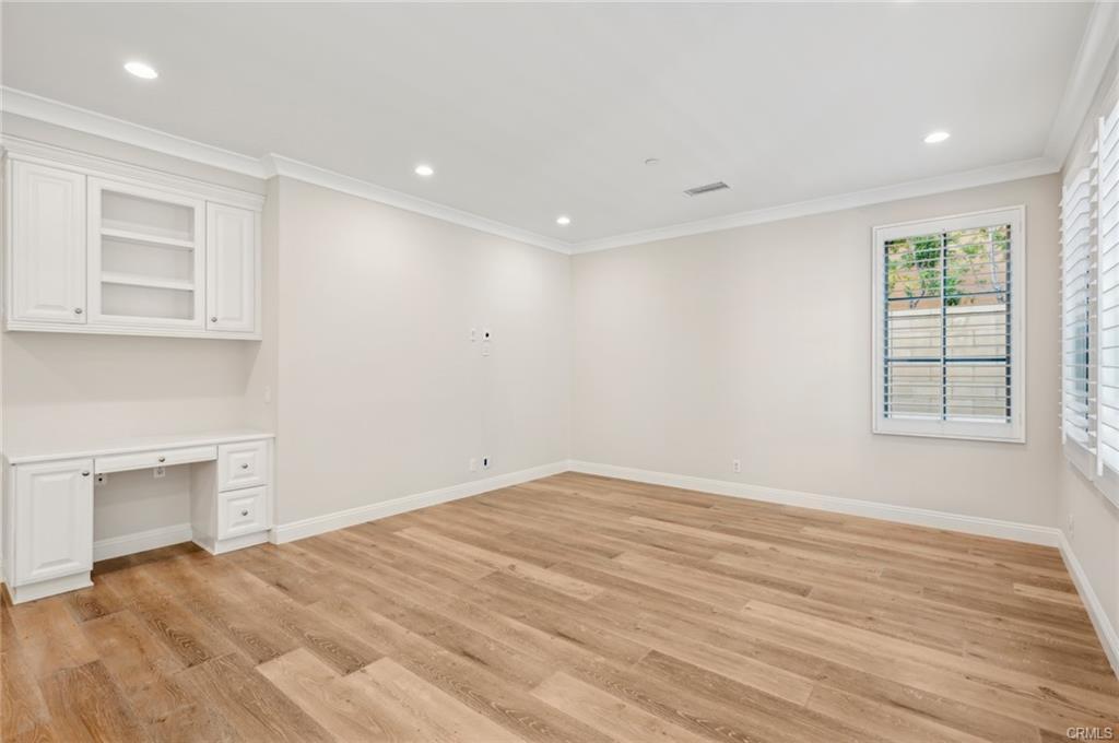 70 Brindisi in Irvine, CA - Building Photo