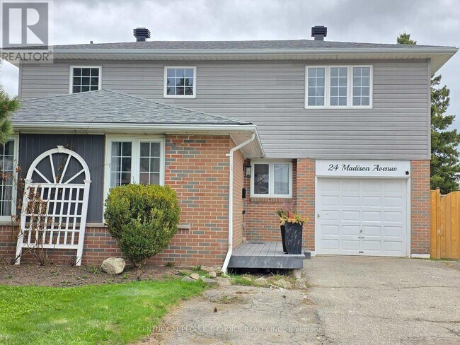 24 Madison Ave in Orangeville, ON - Building Photo - Building Photo