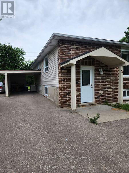 71 Helene Crescent in Waterloo, ON - Building Photo