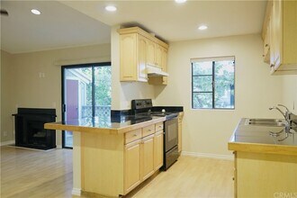 32221 Alipaz St, Unit 262 in San Juan Capistrano, CA - Foto de edificio - Building Photo