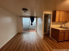 2319 Ahaiki St in Pearl City, HI - Building Photo - Building Photo