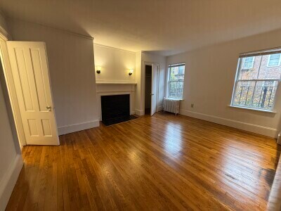 88 Myrtle St, Unit 8 in Boston, MA - Building Photo