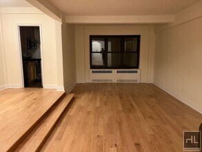 EAST 56 STREET in New York, NY - Building Photo - Building Photo