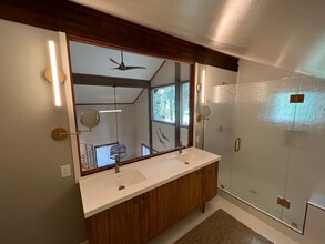 571 Brassie Ave in Tahoe Vista, CA - Building Photo - Building Photo