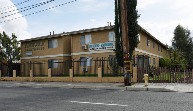 Arbor II Apartments in San Bernardino, CA - Building Photo - Building Photo