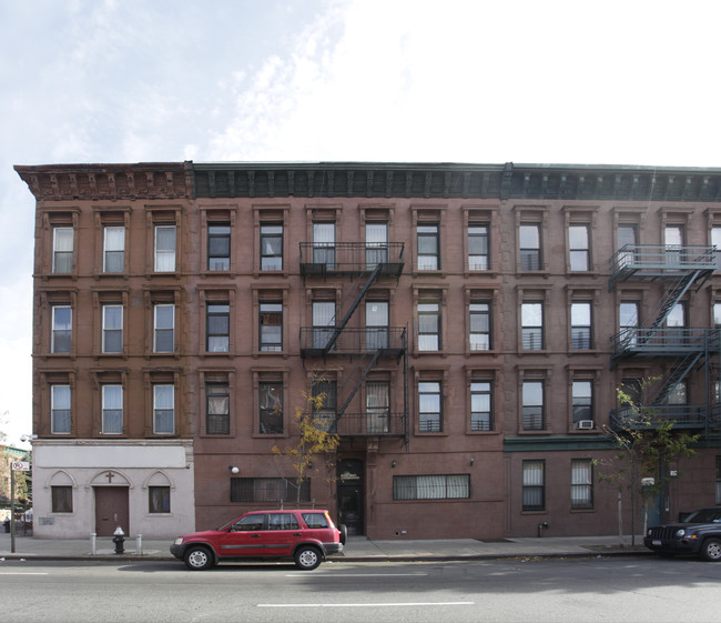 1073 BEDFORD AVE in Brooklyn, NY - Building Photo - Building Photo