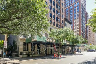 55 Park Ave in New York, NY - Building Photo - Building Photo