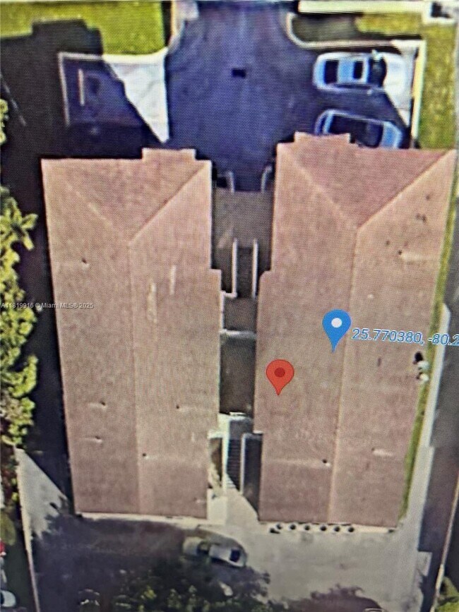 1140 SW 3rd St in Miami, FL - Building Photo - Building Photo