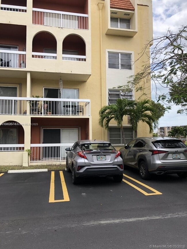 7740 Camino Real in Miami, FL - Building Photo - Building Photo