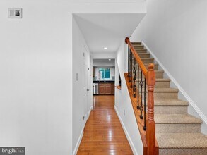 2459 Pyrenees Ct in Reston, VA - Building Photo - Building Photo