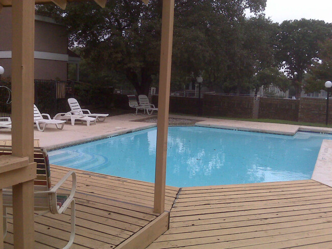 2227 Madison Dr, Unit 111 in Arlington, TX - Building Photo - Building Photo