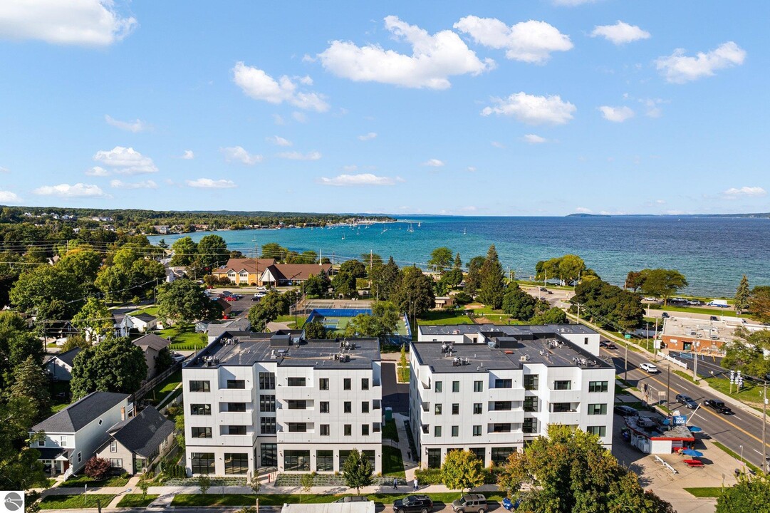 714 Randolph St in Traverse City, MI - Building Photo