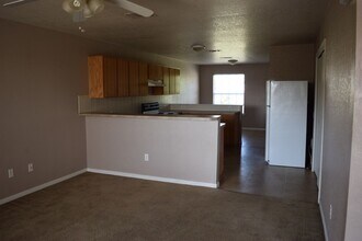 303 S 42nd St in Killeen, TX - Building Photo - Building Photo