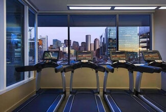 100 Pier 4 Blvd. in Boston, MA - Foto de edificio - Building Photo