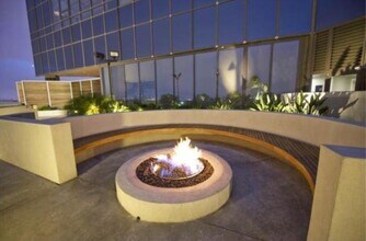 1100 Wilshire Blvd, Unit 2309 in Los Angeles, CA - Building Photo - Building Photo