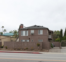 4415 Woodman Ave in Sherman Oaks, CA - Building Photo