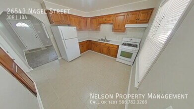 26543 Nagel St in Roseville, MI - Building Photo - Building Photo