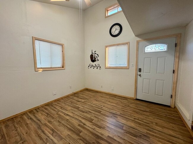 205 McKinley St in Kenai, AK - Building Photo - Building Photo