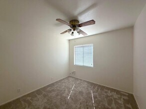 19858 N 33rd Pl in Phoenix, AZ - Building Photo - Building Photo