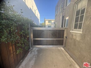 8261-8264 4th St in Los Angeles, CA - Building Photo - Building Photo