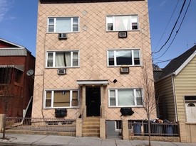 132 35th St Apartments