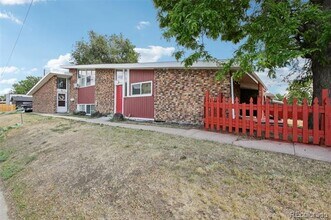 700 S Kearney St in Denver, CO - Building Photo - Building Photo
