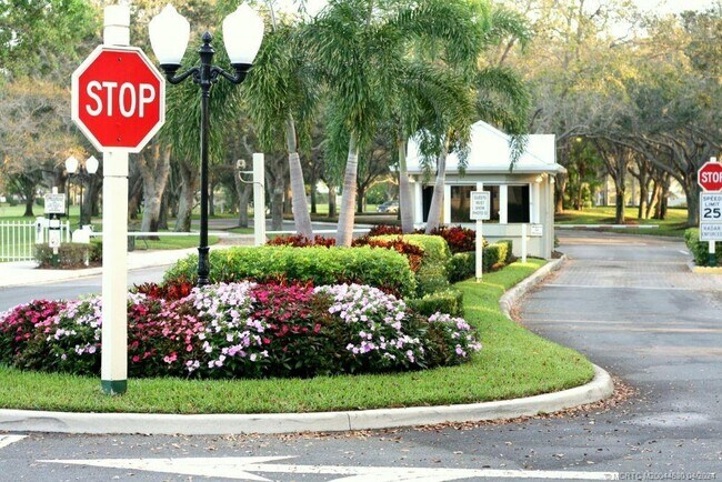 property at 1880 SW Springfield Ct