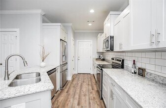 43 Allendale Dr in Bella Vista, AR - Building Photo - Building Photo