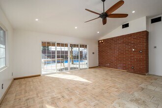 10436 Rose Hedge Dr in Whittier, CA - Building Photo - Building Photo