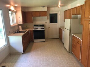 150 N Jackson St in Eugene, OR - Building Photo - Building Photo