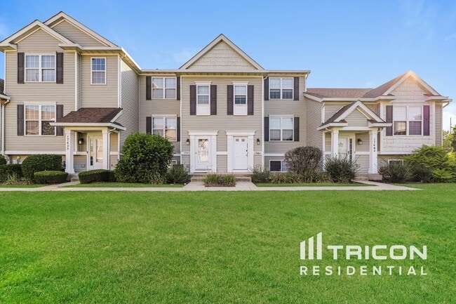 property at 1746 Fieldstone Dr N