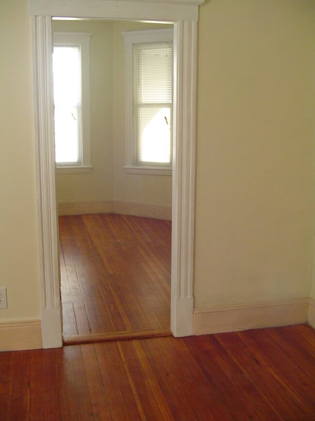 73 Cottage St, Unit 2