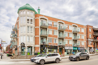 5665 De La Côte-Des-Neiges Ch in Montréal, QC - Building Photo - Building Photo