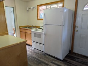405 Chestnut St in Medford, OR - Building Photo - Building Photo
