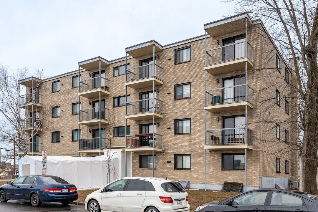 2600 De La Vendée St in Québec, QC - Building Photo