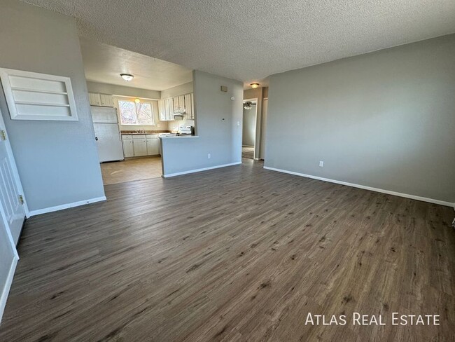 property at 2116 Friendship Pl