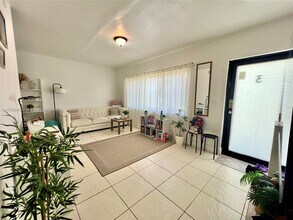 877 80th St in Miami Beach, FL - Building Photo - Building Photo