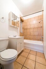 7354-58 S Dorchester Ave 1348-52 E 74th Chicago, IL 60619 in Chicago, IL - Foto de edificio - Building Photo