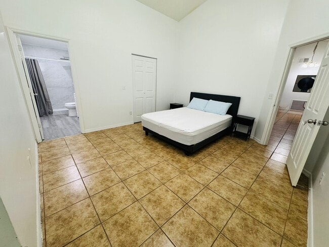 536 Cheshire Way, Unit Unit1 in Davenport, FL - Foto de edificio - Building Photo