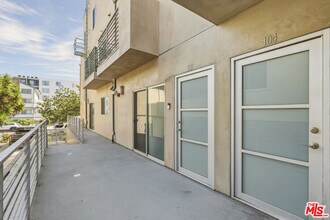 3637 Dunn Dr in Los Angeles, CA - Building Photo - Building Photo