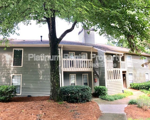 2608 Vinings Central Run SE in Atlanta, GA - Building Photo