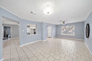 712 Damon St in Rosenberg, TX - Building Photo