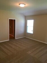 161 Kookaburra Bend in Kyle, TX - Foto de edificio - Building Photo